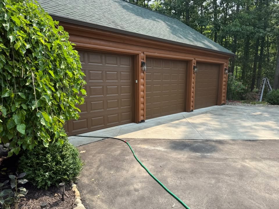 Finished garage exterior